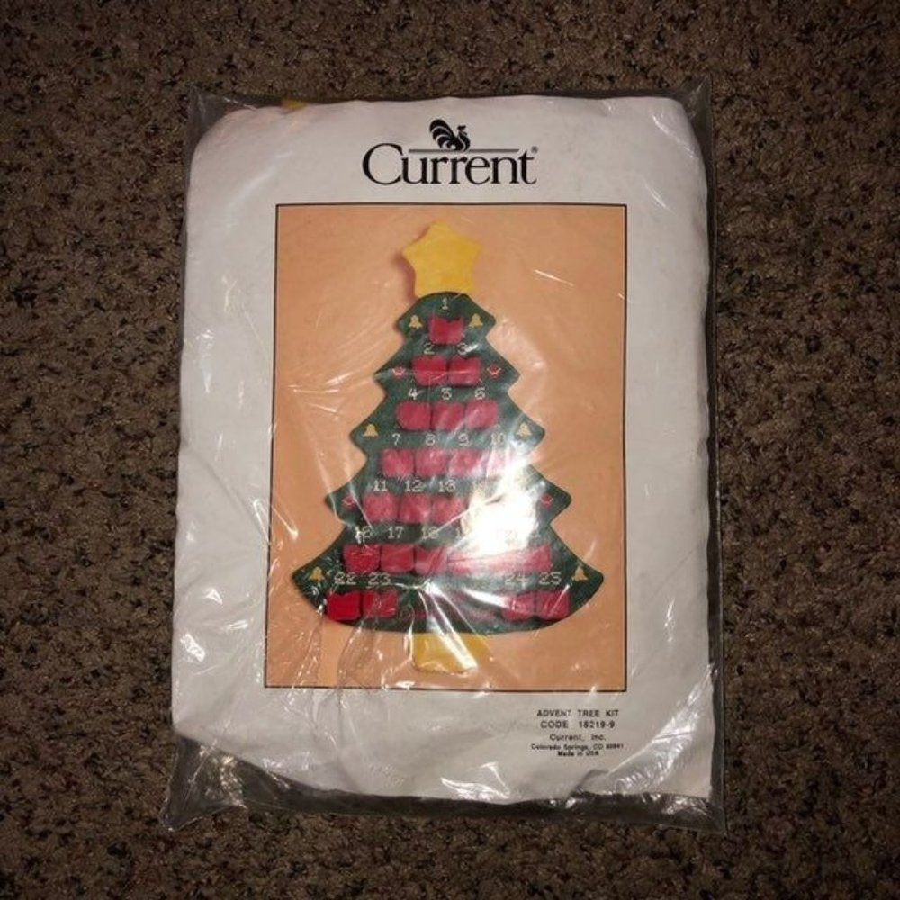 Vintage Current Advent Tree Kit 18219-9 NEW Counted Cross Stitch Felt Christmas